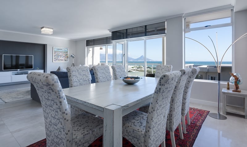 Fine Dining Ambiance